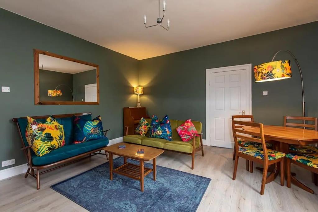 Peaceful Home From Home - Spacious 3 Bedroom House Accommodating 7 - Ideal For Families And Workers Gateshead Zewnętrze zdjęcie