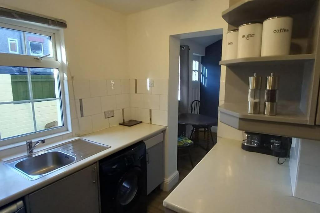 Peaceful Home From Home - Spacious 3 Bedroom House Accommodating 7 - Ideal For Families And Workers Gateshead Zewnętrze zdjęcie